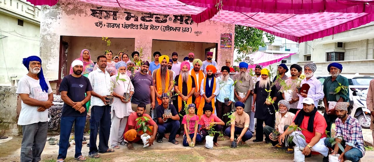 Dedicated to the martyrdom anniversary of the fifth Guru, Dhan - Dhan Sri Guru Arjan Dev Maharaj Ji, the sangat of village Sona planted a chhabeel of cold and sweet water